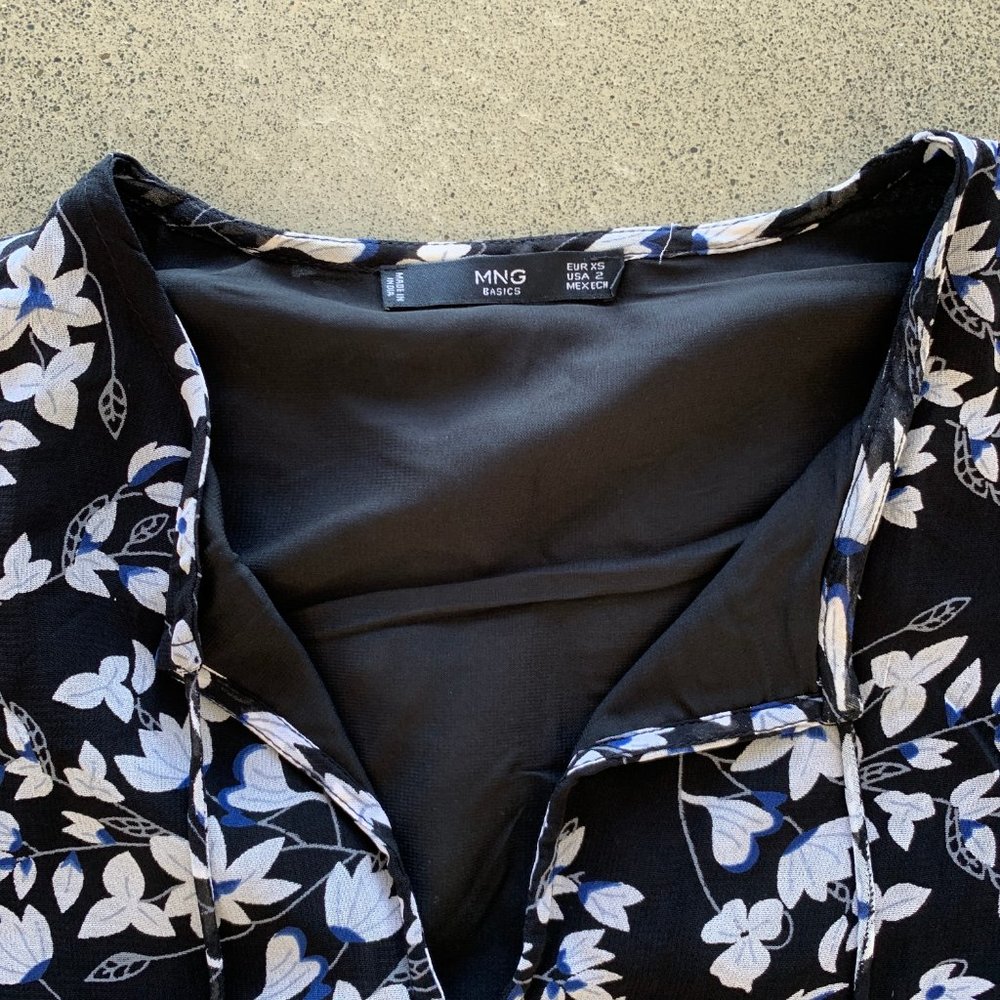 Black/Blue Floral Summer Dress - Picture 4 of 7